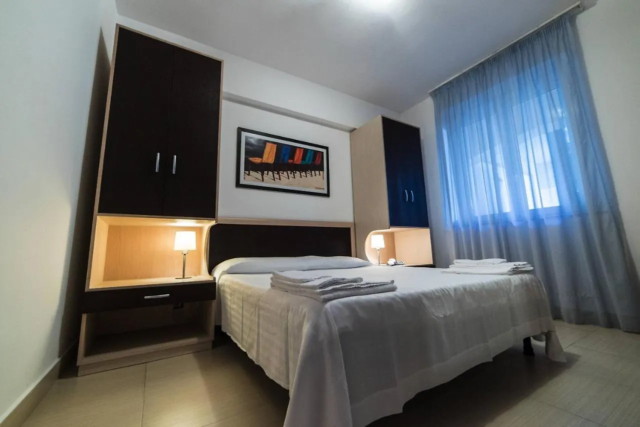 Aparthotel Sirina House Taormina 0*,